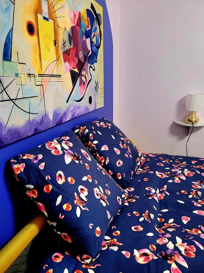 Golden Art Studio Saint-Germain-en-Laye ภายนอก รูปภาพ